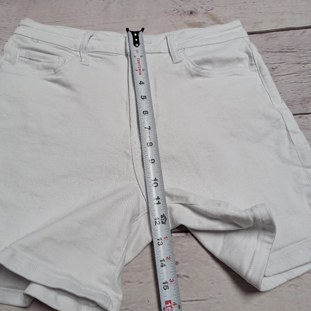 Vervet White Denim High-rise Shorts With Stretch. Large. EUC. Flawless .409 - Picture 4 of 7